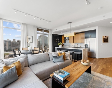 2207 Bancroft Street - Photo Thumbnail 10