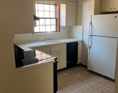 473 Washington - Photo Thumbnail 8