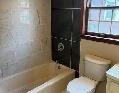 473 Washington - Photo Thumbnail 4