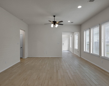 17446 Vino Vines Lane - Photo Thumbnail 9