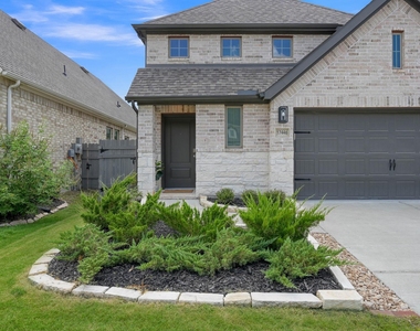 17446 Vino Vines Lane - Photo Thumbnail 3