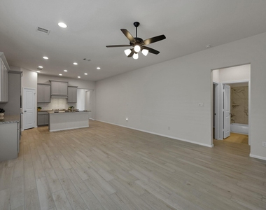 17446 Vino Vines Lane - Photo Thumbnail 7