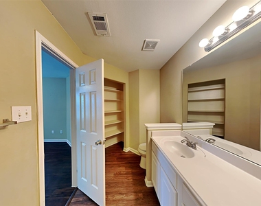 4407 Nueces River Loop - Photo Thumbnail 9