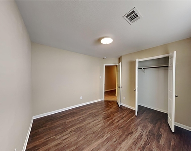 4407 Nueces River Loop - Photo Thumbnail 17