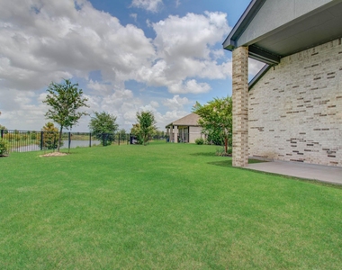 11006 Bexley Village Court - Photo Thumbnail 38