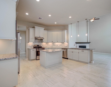 11006 Bexley Village Court - Photo Thumbnail 7