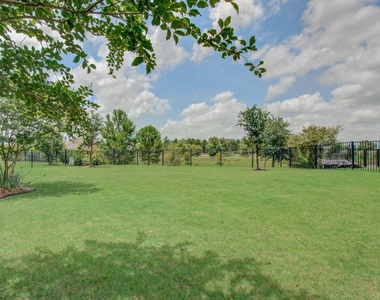 11006 Bexley Village Court - Photo Thumbnail 43