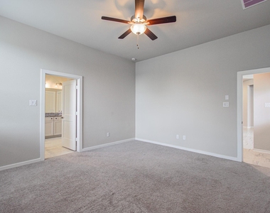 11006 Bexley Village Court - Photo Thumbnail 18