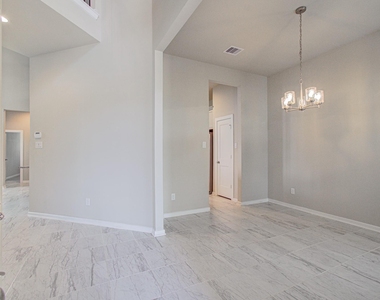 11006 Bexley Village Court - Photo Thumbnail 2