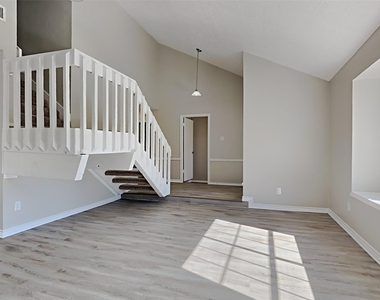 3310 Hampton Drive - Photo Thumbnail 1