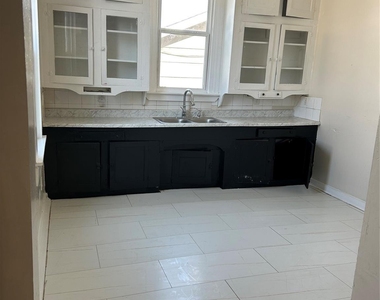 1622 Pannell Street - Photo Thumbnail 11