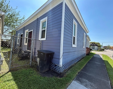 1622 Pannell Street - Photo Thumbnail 3