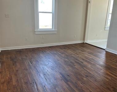 1622 Pannell Street - Photo Thumbnail 9
