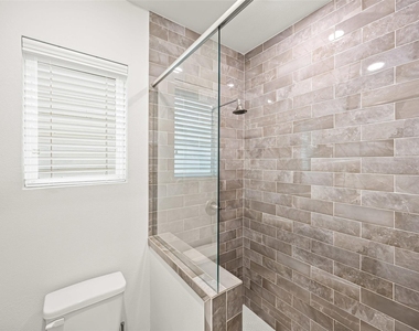 719 Leverkuhn Street - Photo Thumbnail 6