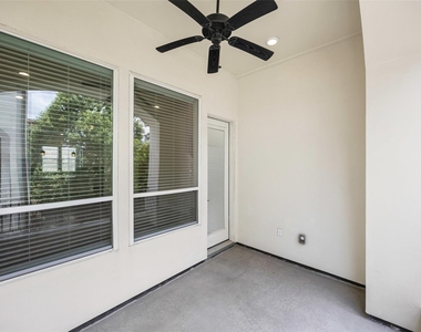 719 Leverkuhn Street - Photo Thumbnail 20