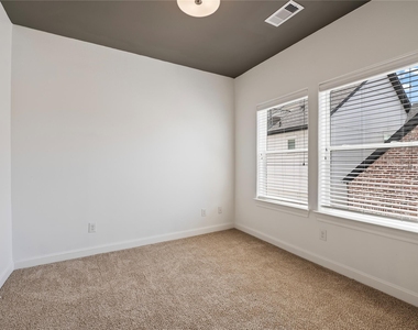 9674 Knight Road - Photo Thumbnail 24