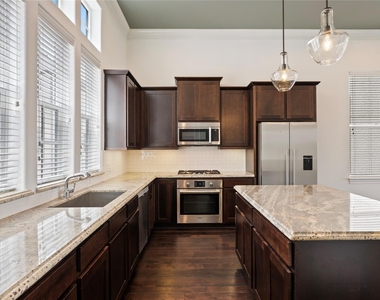 9674 Knight Road - Photo Thumbnail 40
