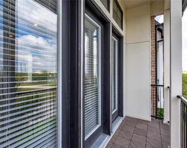 9674 Knight Road - Photo Thumbnail 19