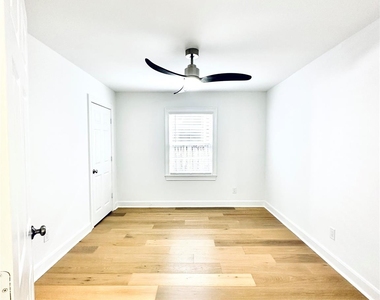 4808 Avenue S - Photo Thumbnail 23