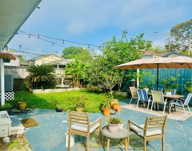 4808 Avenue S - Photo Thumbnail 29