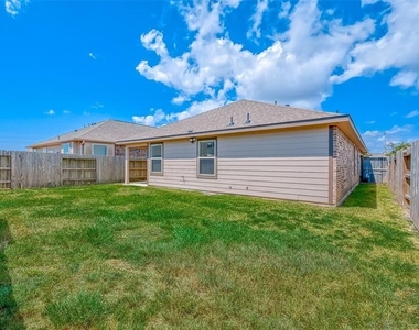 2206 Mirror Ridge Court - Photo Thumbnail 30