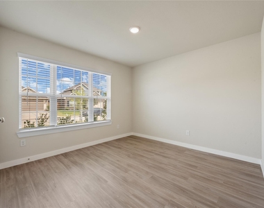 8635 Jetty Glen Drive - Photo Thumbnail 27