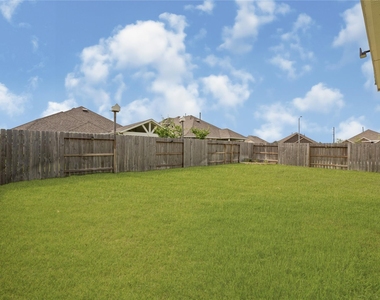 8635 Jetty Glen Drive - Photo Thumbnail 46