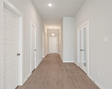 8635 Jetty Glen Drive - Photo Thumbnail 39