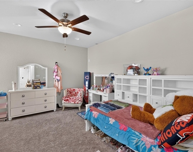 16207 Northern Cardinal Lane - Photo Thumbnail 10