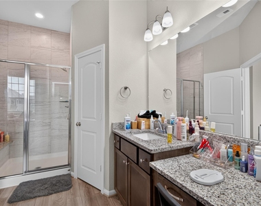 16207 Northern Cardinal Lane - Photo Thumbnail 32