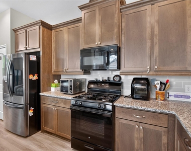 16207 Northern Cardinal Lane - Photo Thumbnail 19