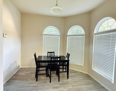 19130 Clevera Walk Lane - Photo Thumbnail 11
