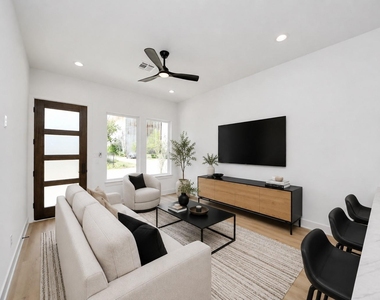 4607 Gunter Street - Photo Thumbnail 3