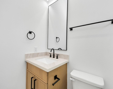4607 Gunter Street - Photo Thumbnail 28