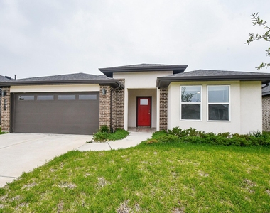 3831 Sparkman Lane - Photo Thumbnail 1