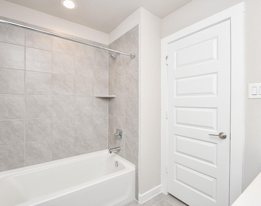 3831 Sparkman Lane - Photo Thumbnail 6