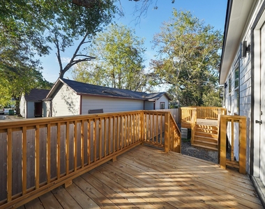 3907 Falls Street - Photo Thumbnail 12