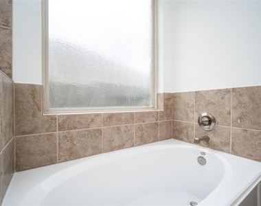 6731 Trinity Trail Lane - Photo Thumbnail 26