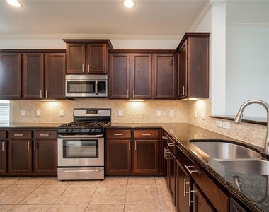 6731 Trinity Trail Lane - Photo Thumbnail 11