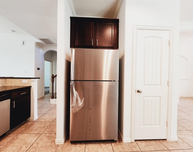 6731 Trinity Trail Lane - Photo Thumbnail 15