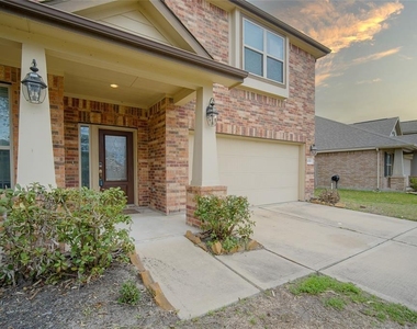 6731 Trinity Trail Lane - Photo Thumbnail 3