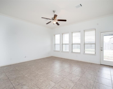 6731 Trinity Trail Lane - Photo Thumbnail 17