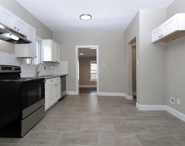 4445 Rusk - Photo Thumbnail 11