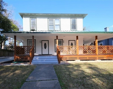 4445 Rusk - Photo Thumbnail 1