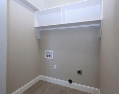 4445 Rusk - Photo Thumbnail 21