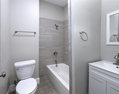 4445 Rusk - Photo Thumbnail 20
