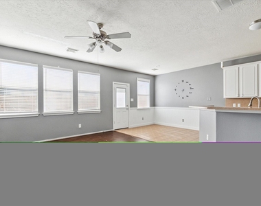 14307 Mirkwood Lane - Photo Thumbnail 4