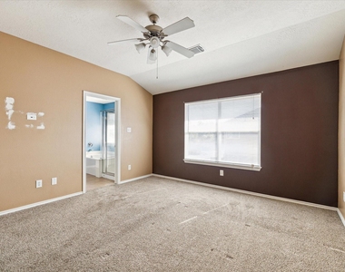 14307 Mirkwood Lane - Photo Thumbnail 9