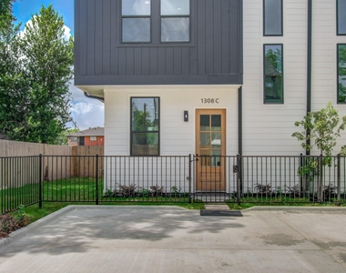 1308 Tarley Street - Photo Thumbnail 1