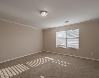 15923 Eldora Springs Court - Photo Thumbnail 20
